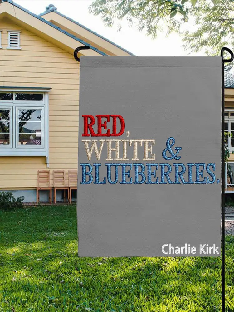 ’Red White & Blueberries’ Garden Flag 30*45 Gray / 45CM