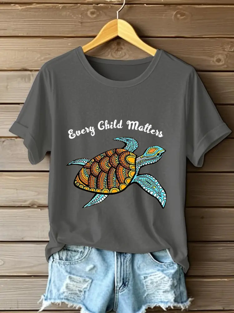 Women’s Every Child Matters Print T-shirt Dark Gray / S