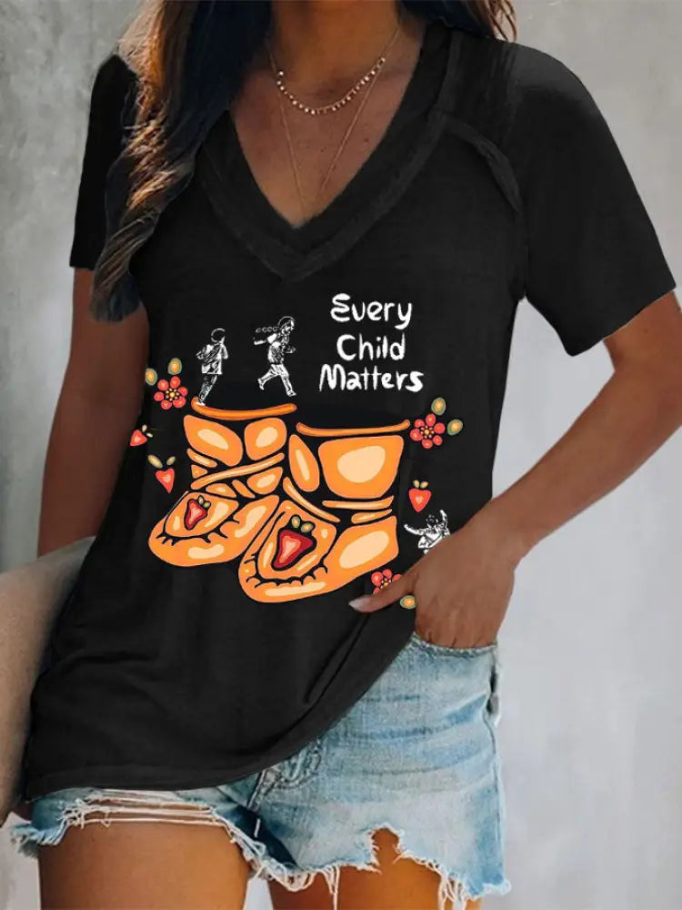 Women’s every child matters V-neck T-shirts Black / S
