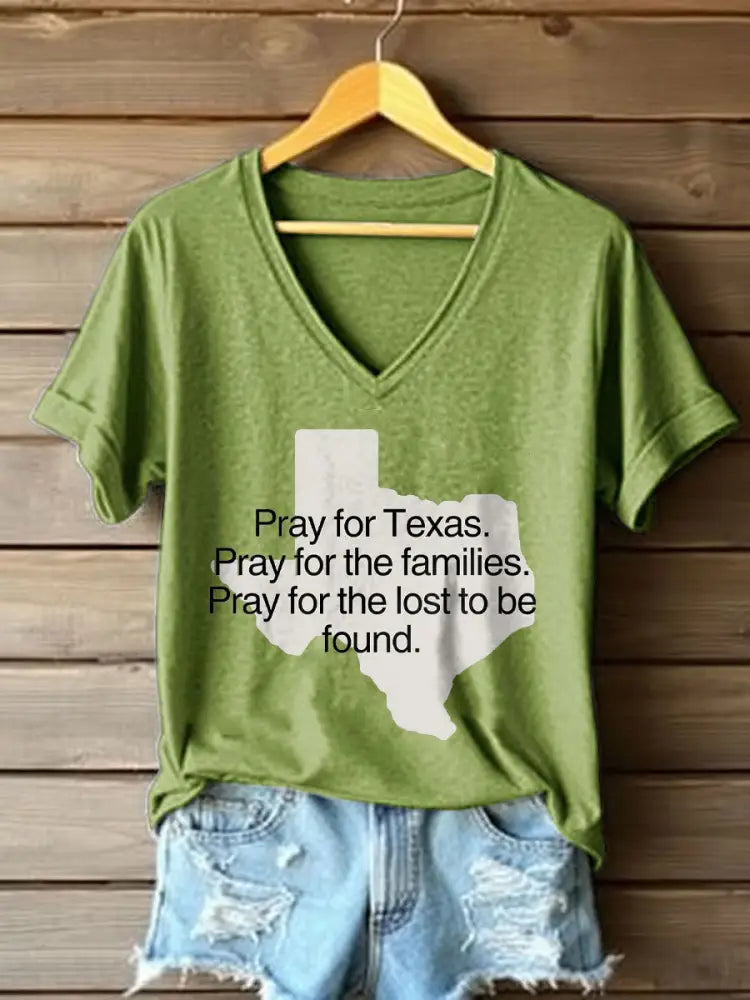 Women’s Pray For Texas Flooduing 2025 Printed T-Shirt Green / S