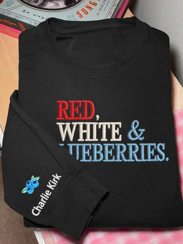 Women’s ’Red White & Blueberries’ sweatshirt Black / S
